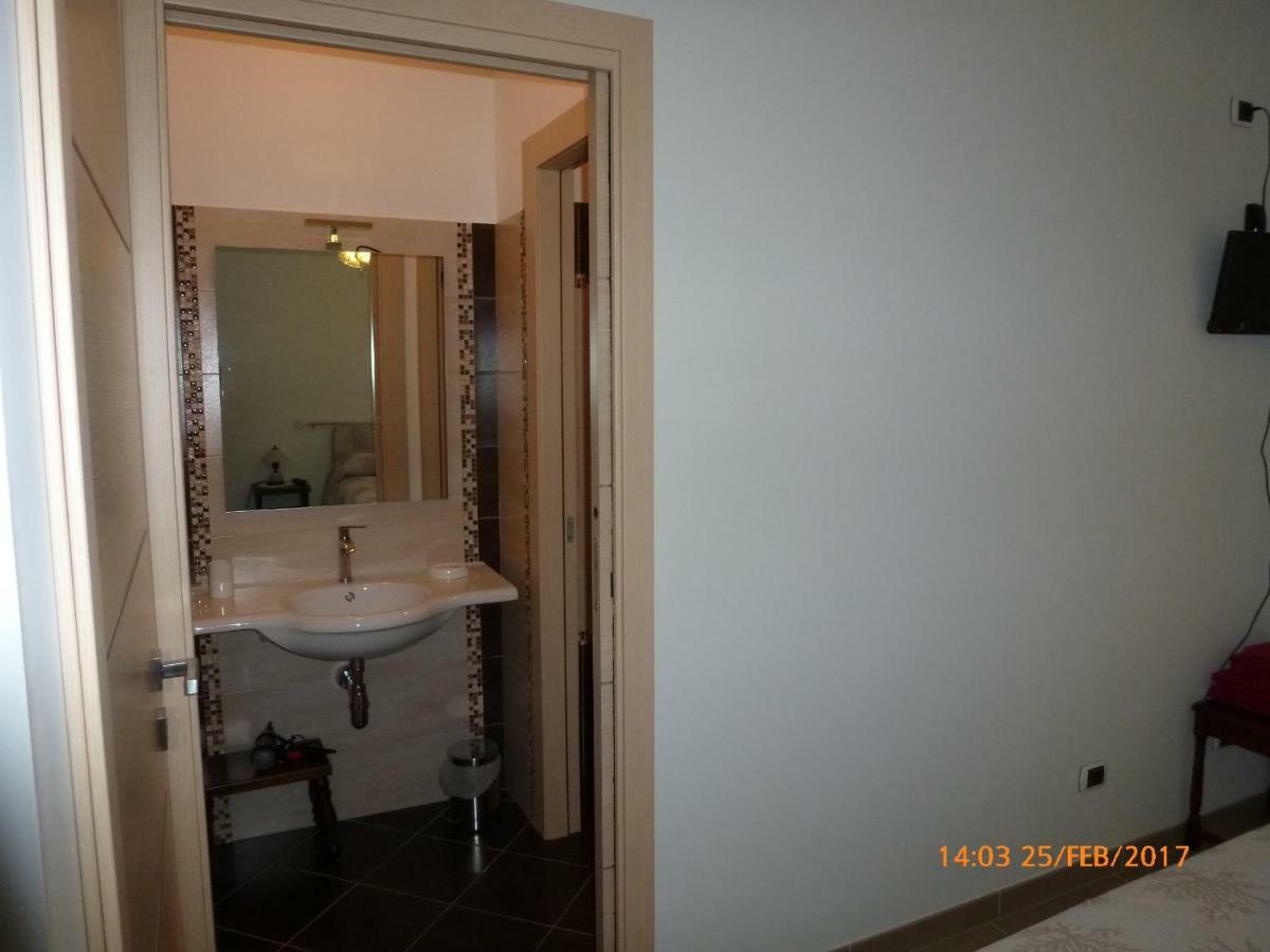 Bed and Breakfast Sogno Di Mare Pula Exterior foto