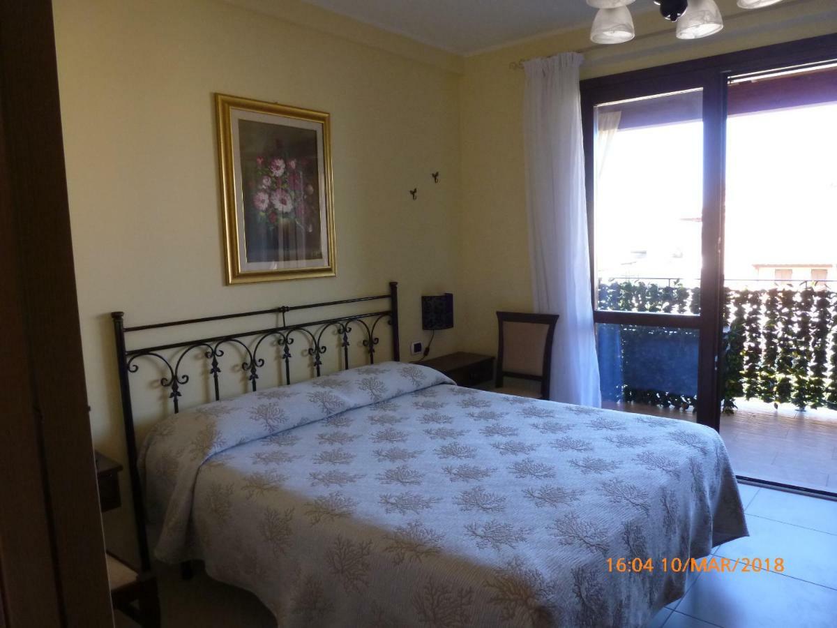 Bed and Breakfast Sogno Di Mare Pula Exterior foto
